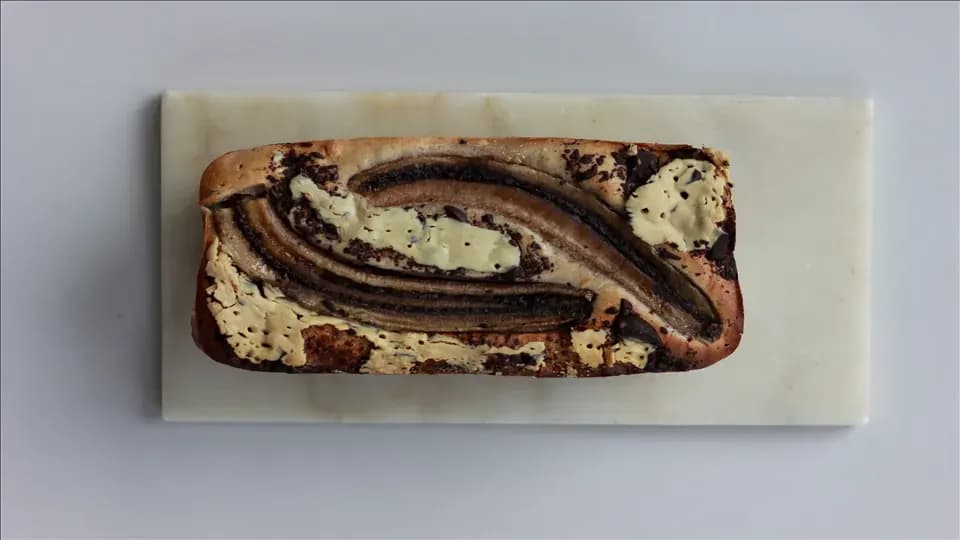 Ciasto z tahini: Jak wykorzystać ten niezbędny składnik