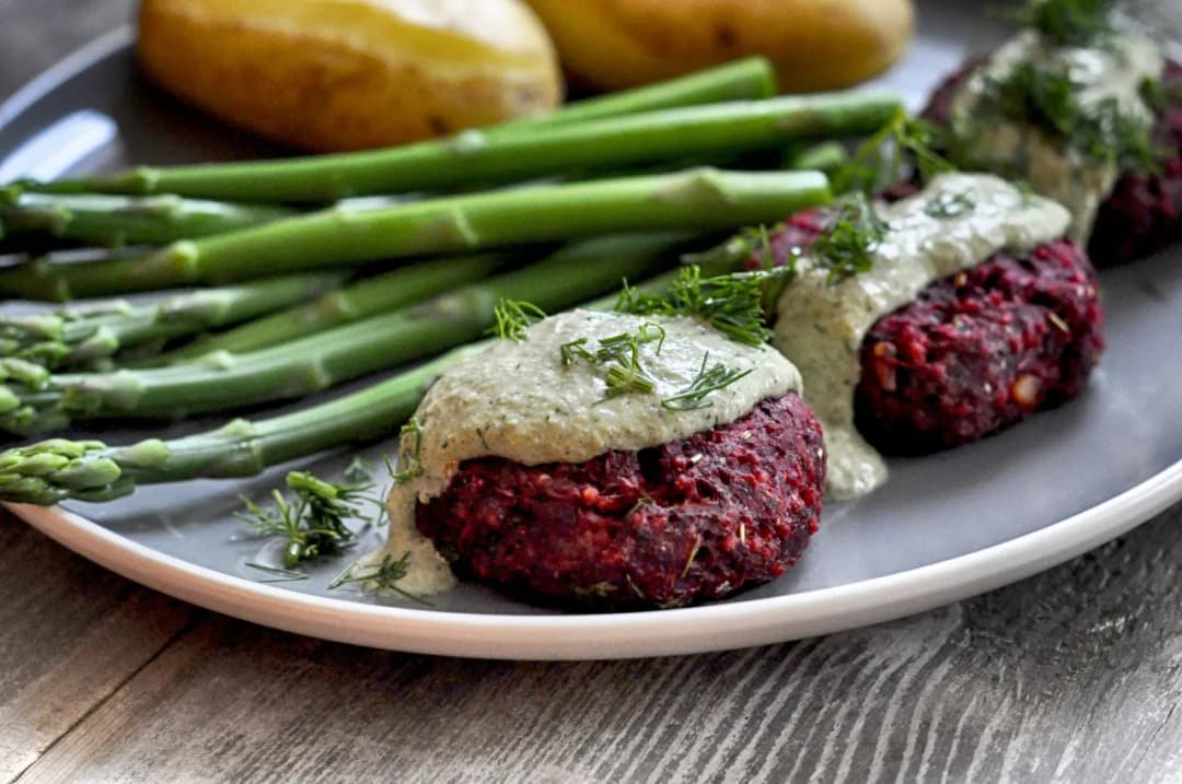 Kotlety z buraków: Wegetariański hit na obiad, który pokocha cała rodzina